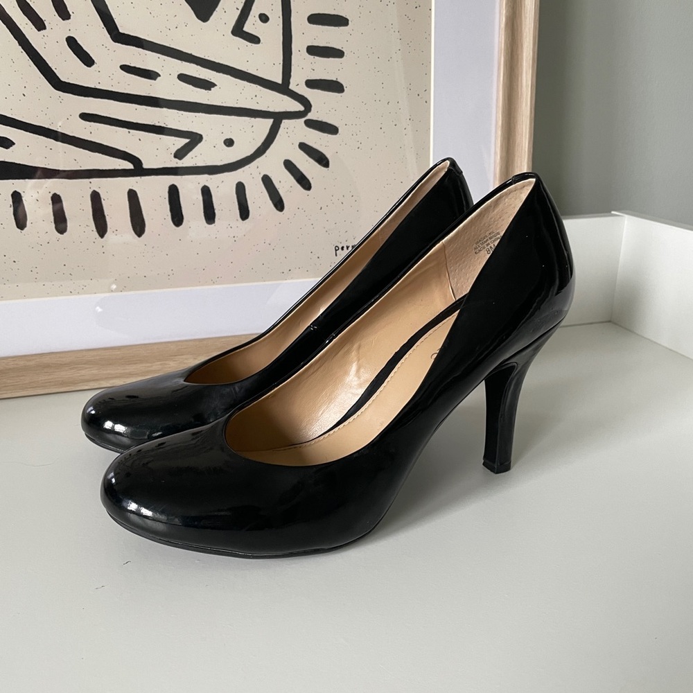 Patent leather heels